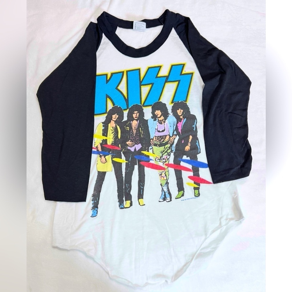 Vintage KISS “Asylum” World Tour 1985-‘86 Original 80s Concert T-Shirt SMALL